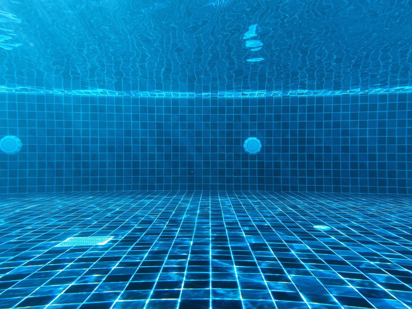 Pool cleaning service